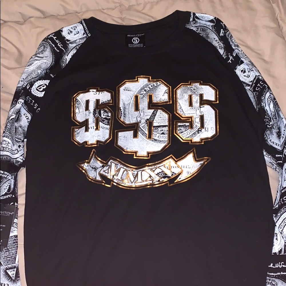Long sleeve T shirt